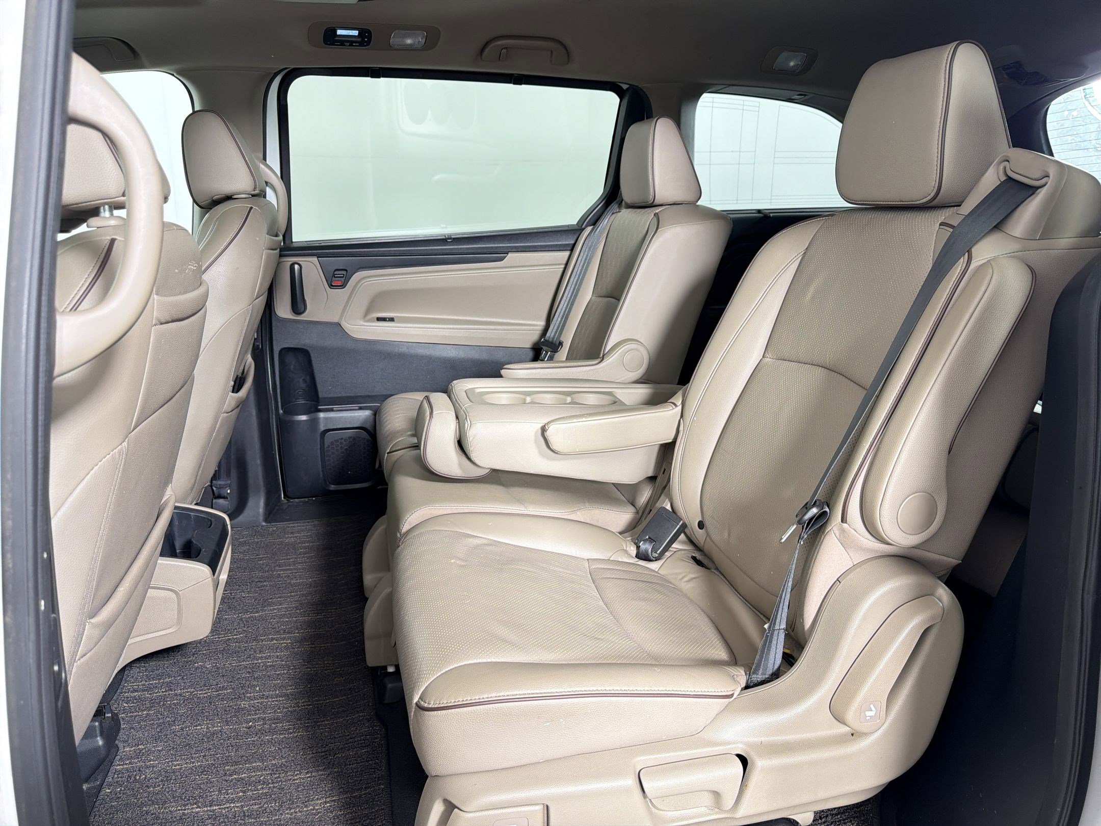 Used 2023 Honda Odyssey Elite image 27