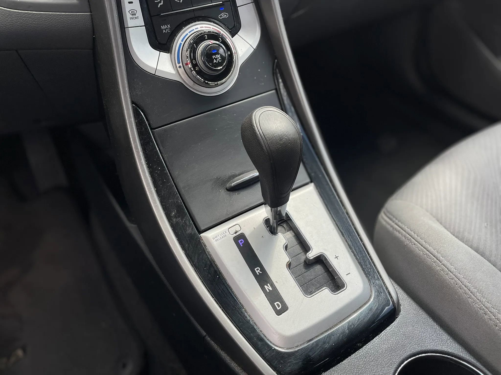 Used 2011 Hyundai Elantra GLS w/ Preferred Equipment Pkg 3 image 17