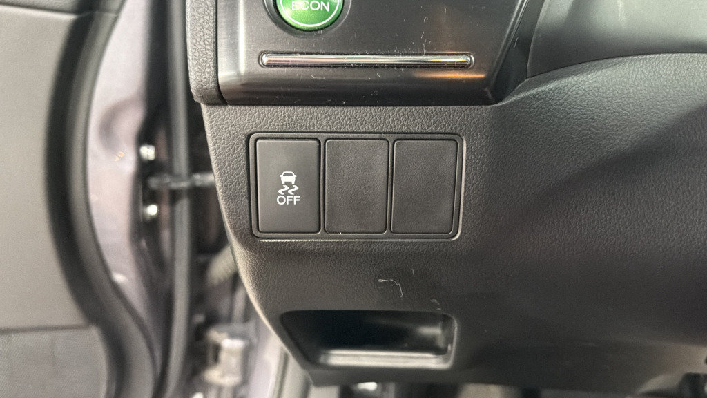 Used 2015 Honda Civic SE image 20