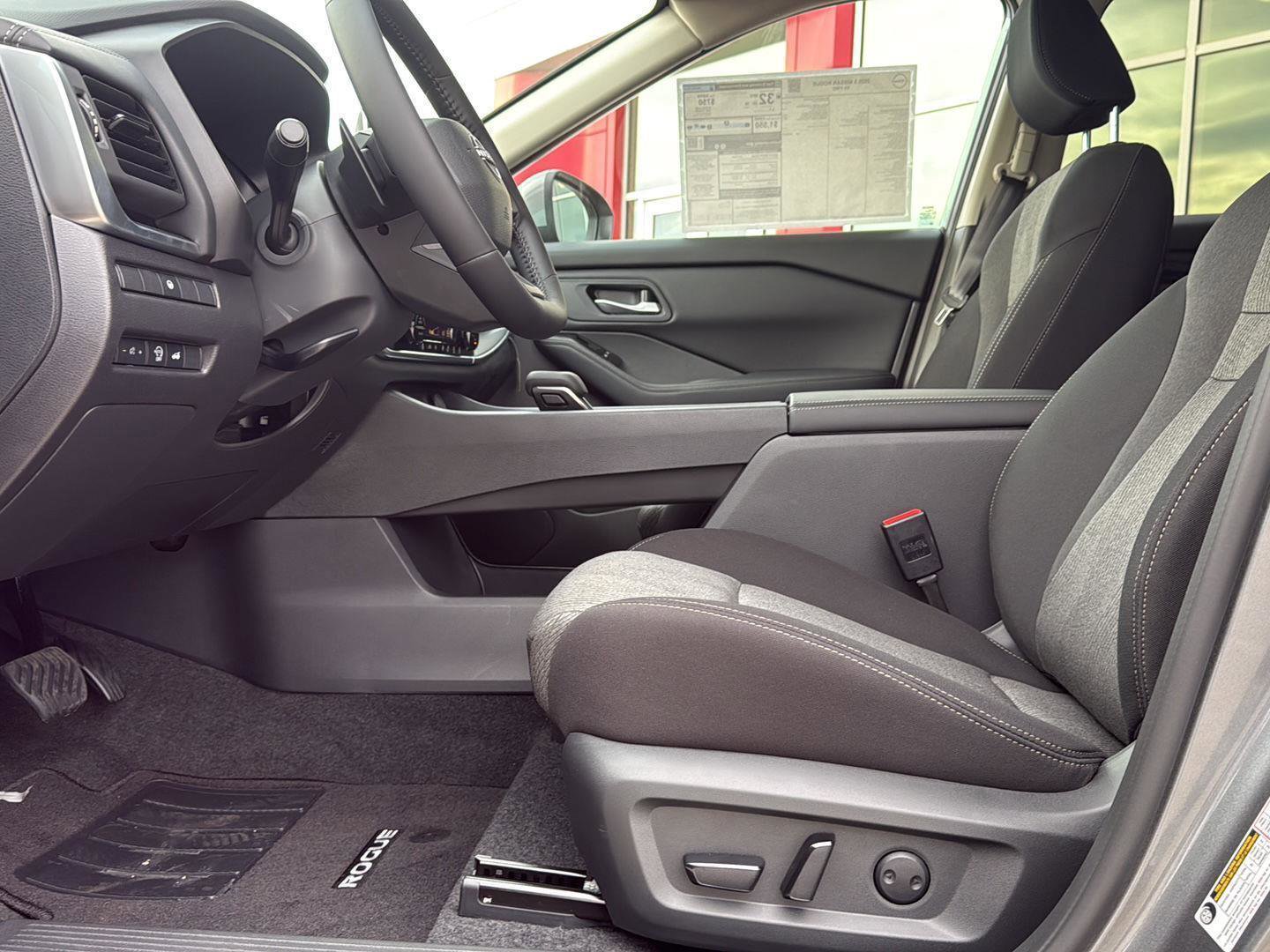 New 2026 Nissan Rogue SV w/ Cold Weather Package FWD image 34