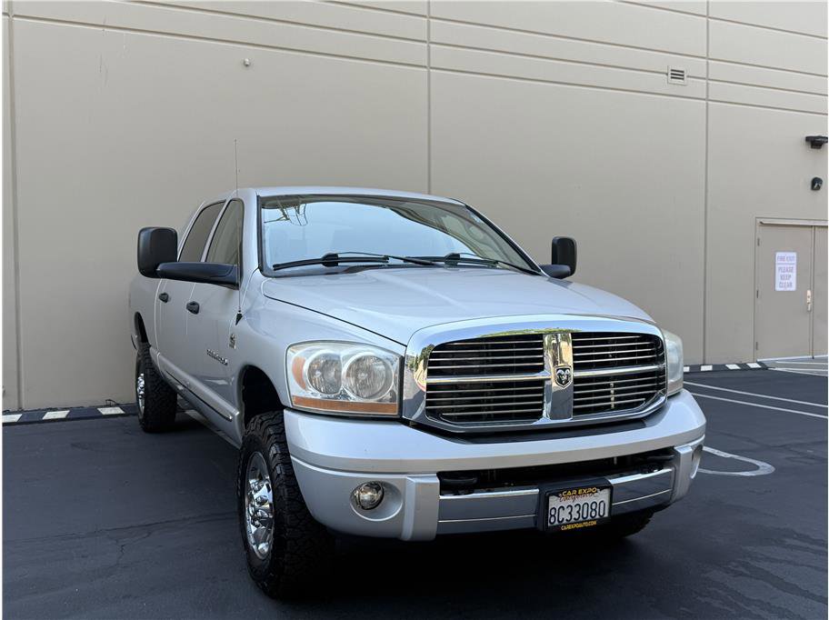 Used 2006 Dodge Ram 2500 Truck Laramie image 2