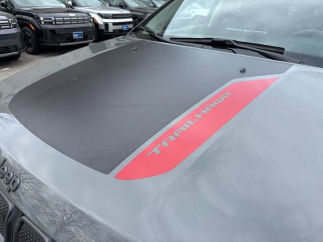 Used 2022 Jeep Compass Trailhawk image 4