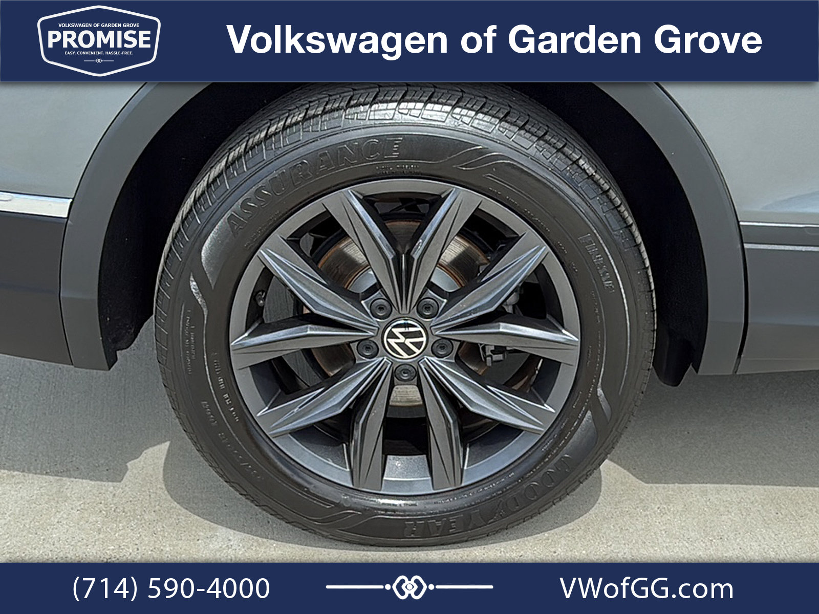 Used 2023 Volkswagen Tiguan SE FWD image 10