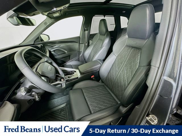Used 2025 Audi SQ5 Premium Plus w/ Premium Plus Package image 22