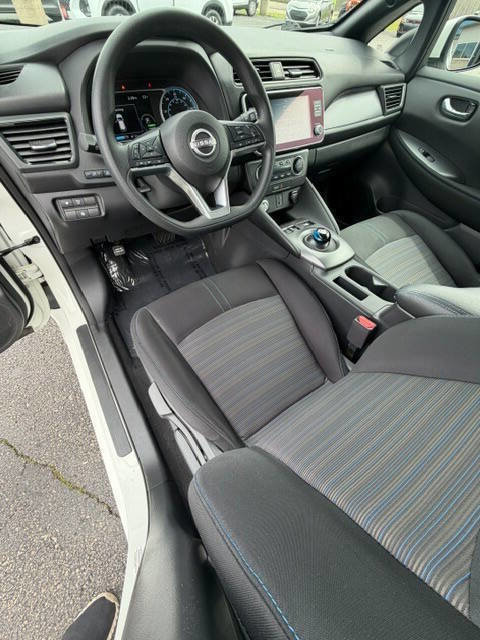 Used 2023 Nissan Leaf S FWD image 9