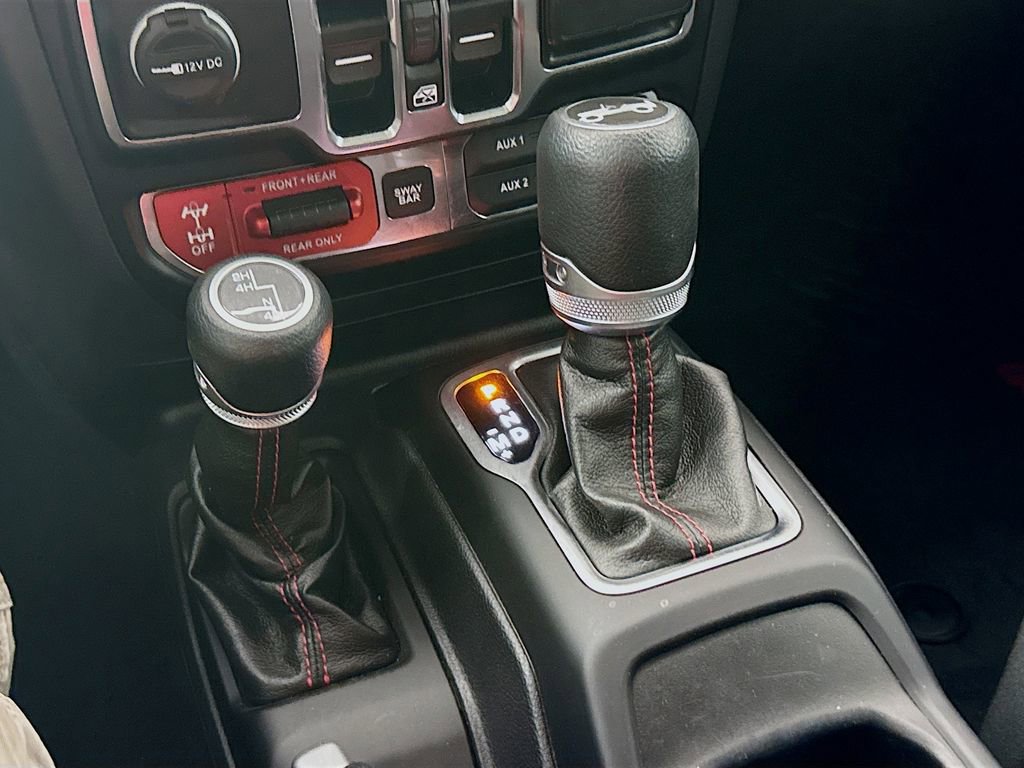 Used 2020 Jeep Wrangler Unlimited Rubicon w/ Steel Bumper Group image 17