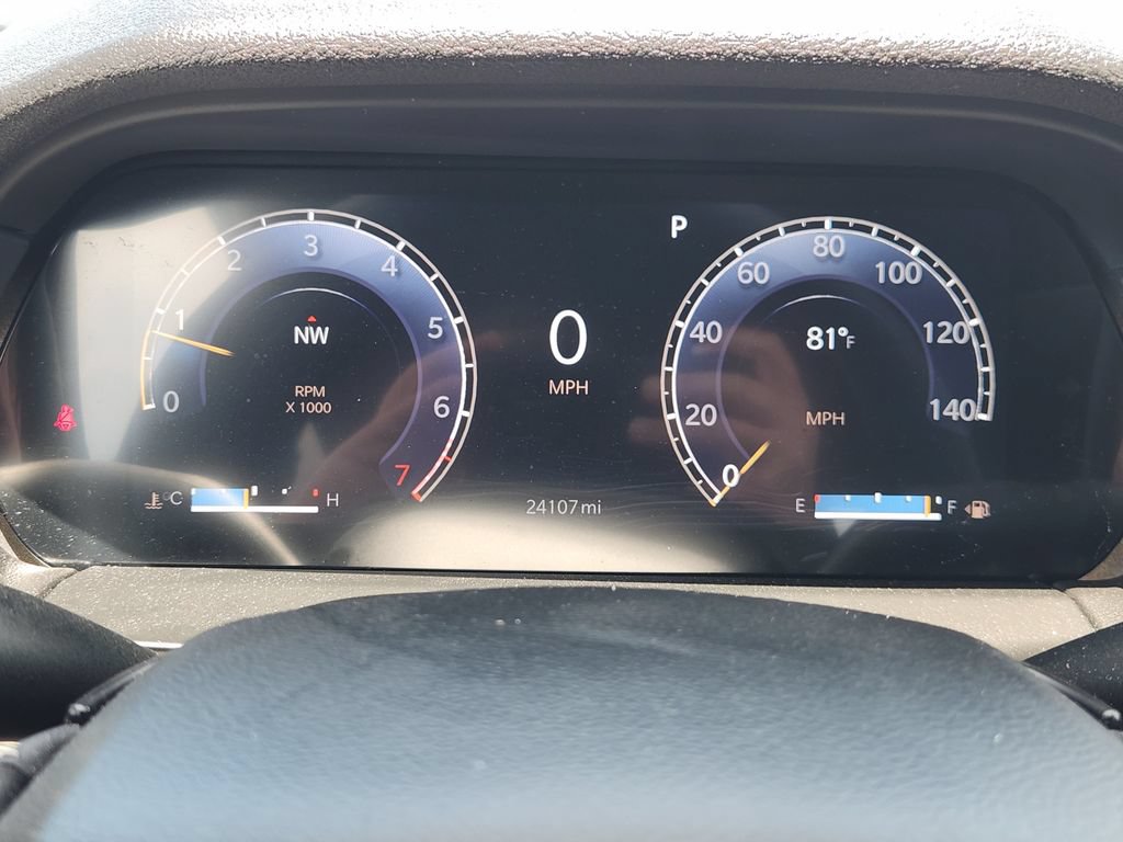 Used 2023 Jeep Grand Cherokee Altitude RWD image 16