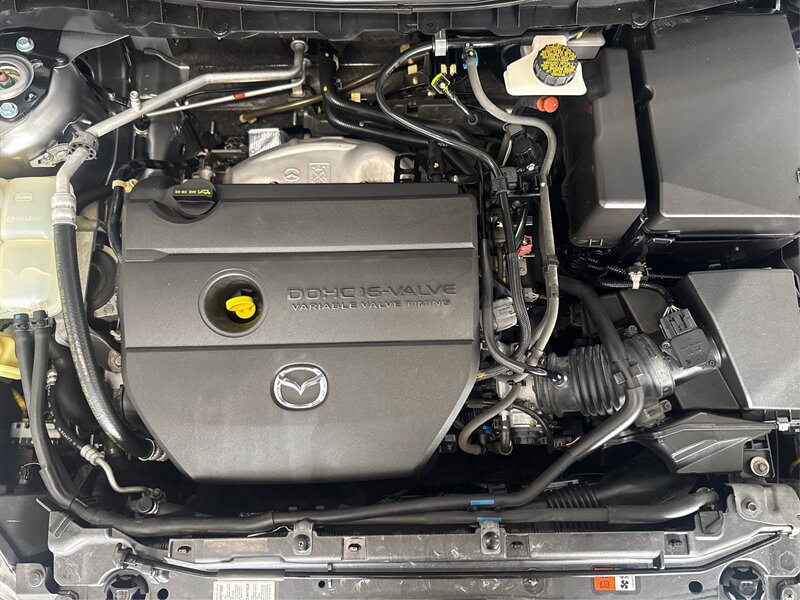Used 2010 MAZDA MAZDA3 s Grand Touring FWD image 11