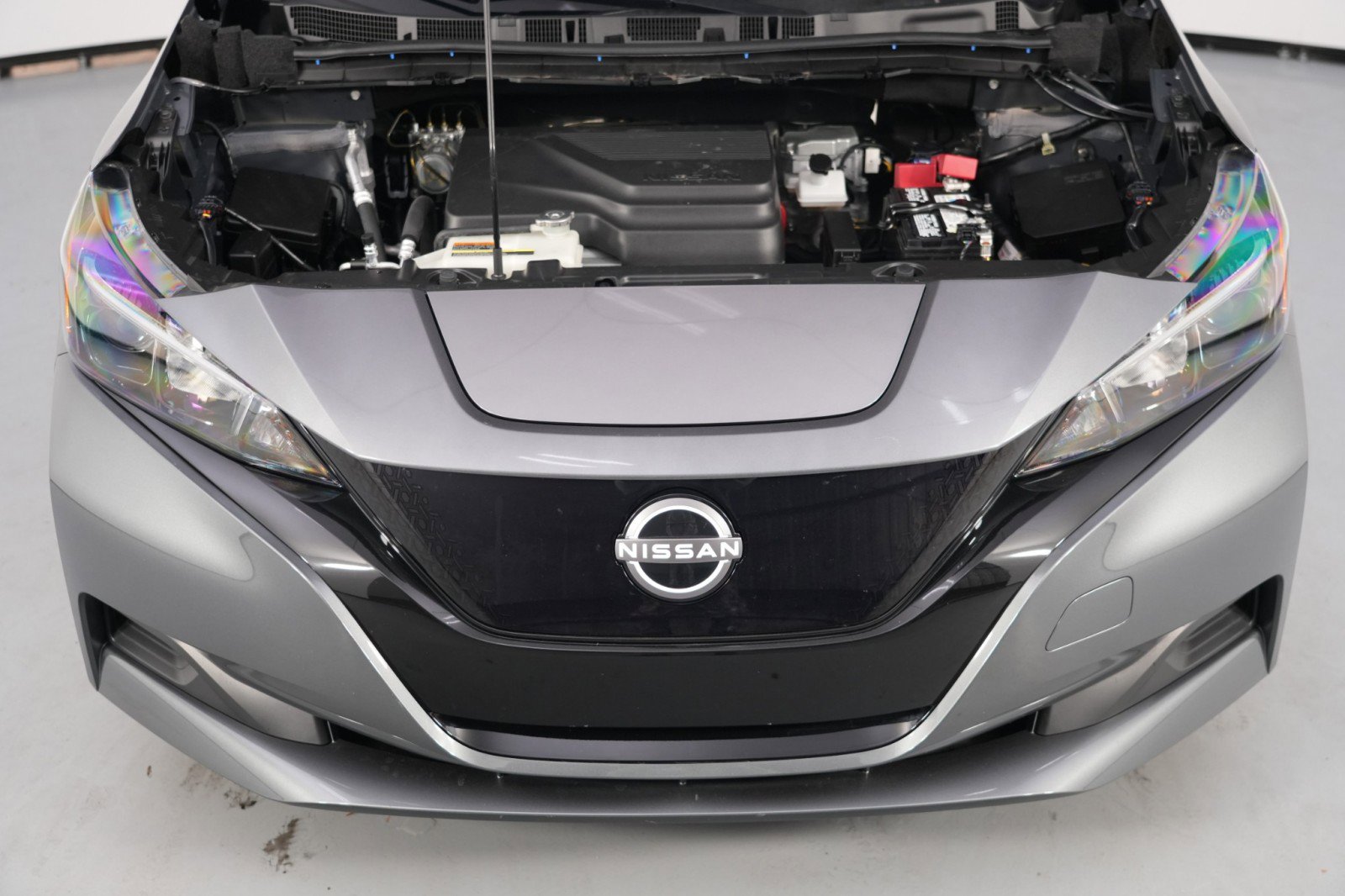 Used 2025 Nissan Leaf S image 7