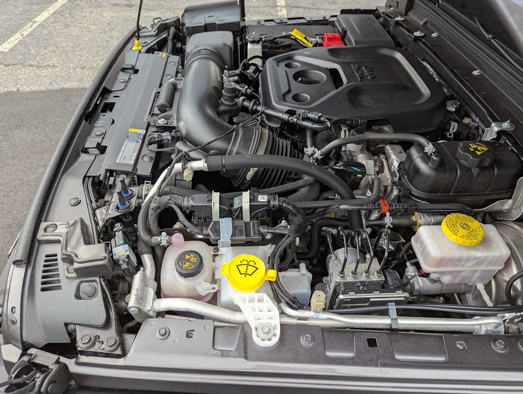Used 2025 Jeep Wrangler Unlimited Sport AWD/4WD image 45