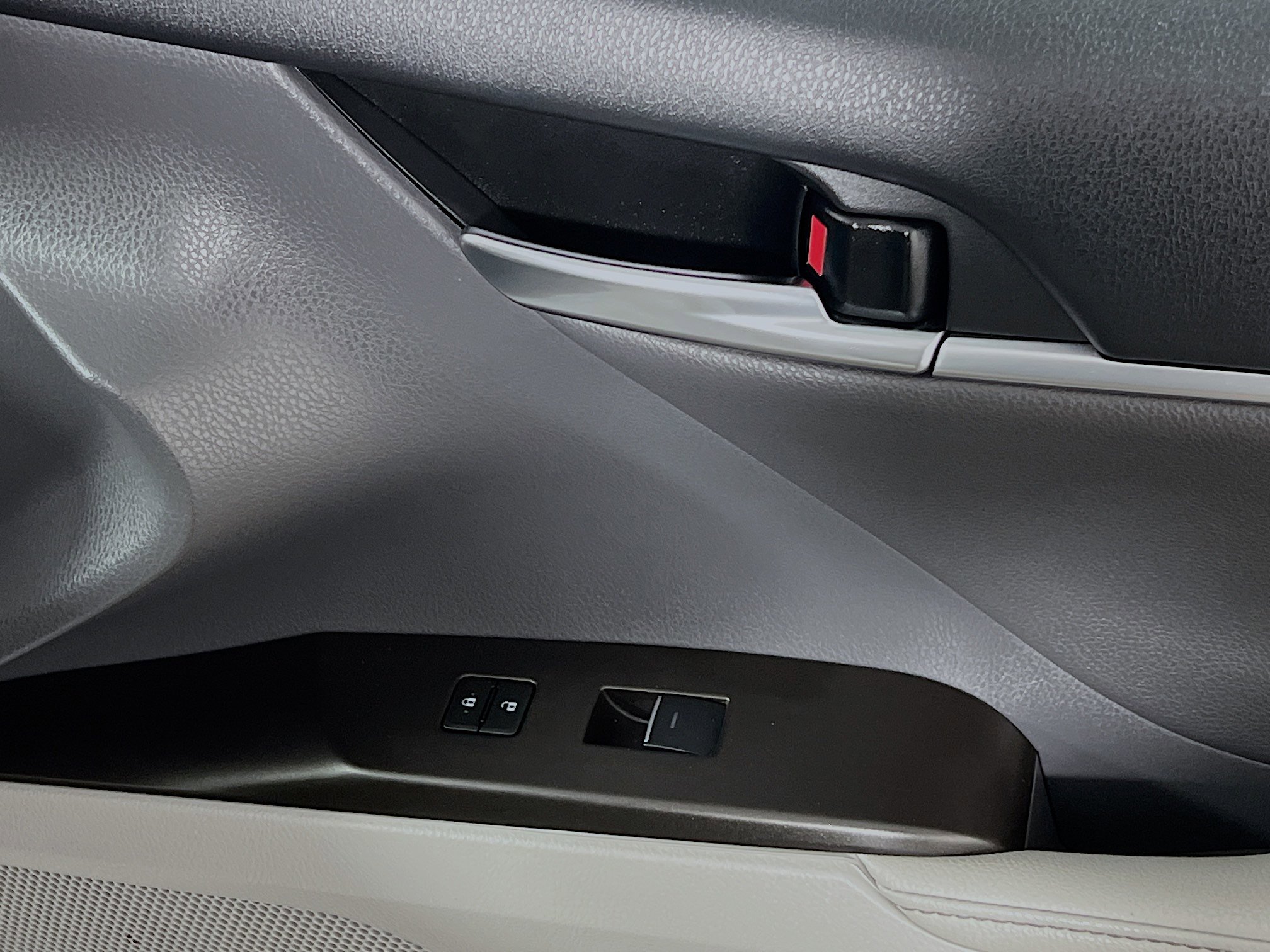 Used 2024 Toyota Camry XSE image 32