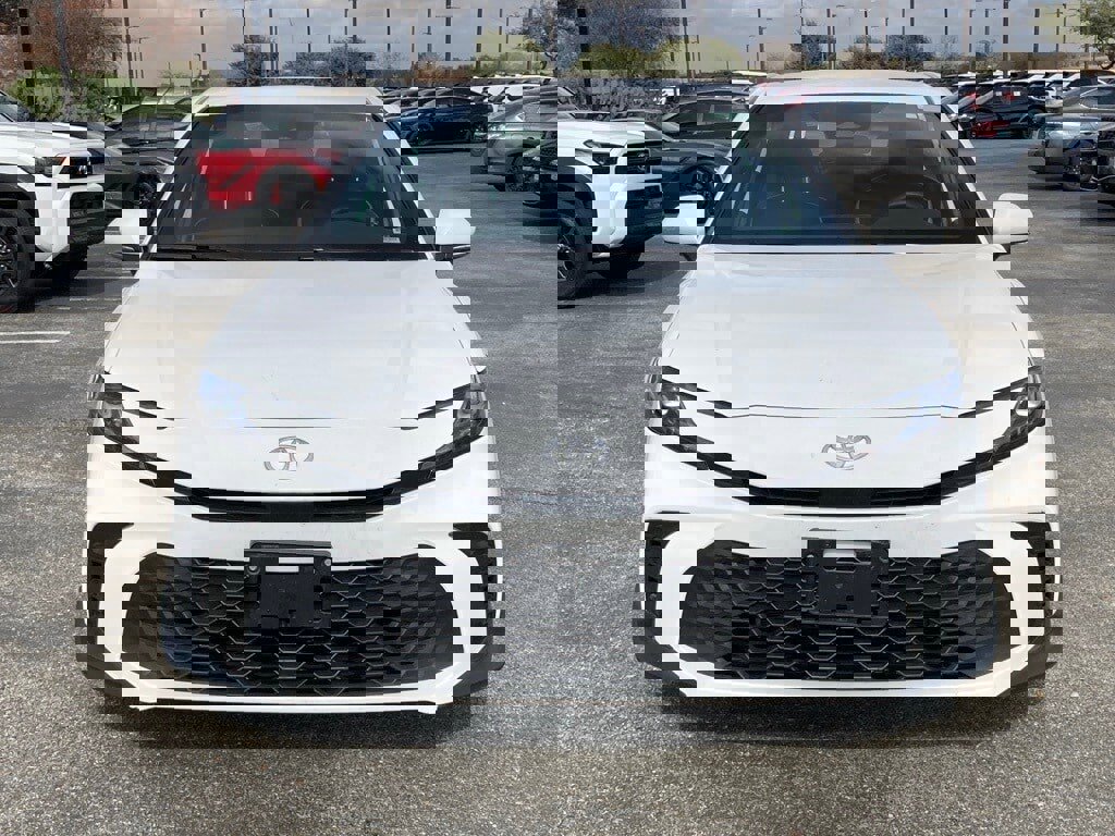 Certified 2025 Toyota Camry SE image 2