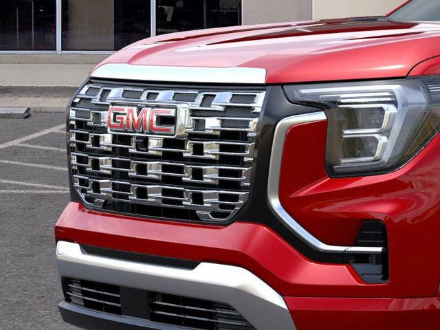 New 2026 GMC Terrain Denali w/ LPO, Black Badging Package image 13