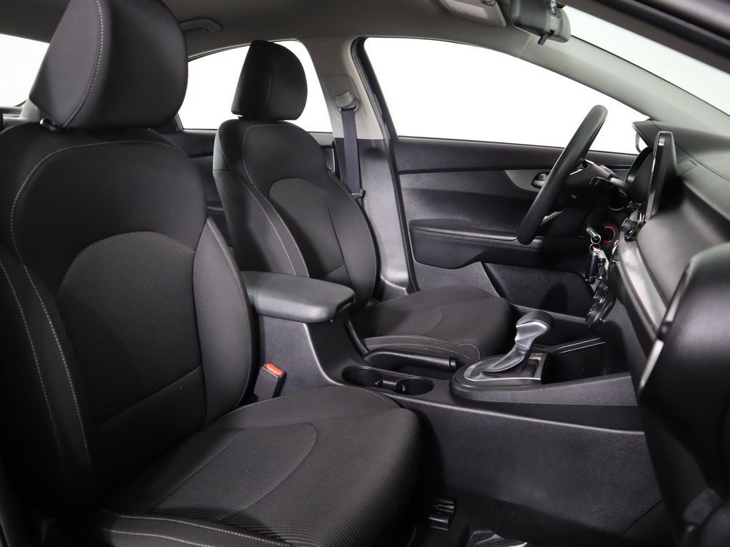 Used 2020 Kia Forte LXS FWD image 26