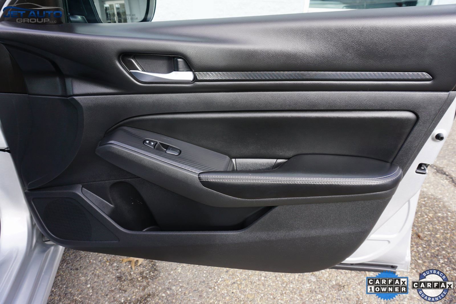 Used 2024 Nissan Altima 2.5 SV image 22