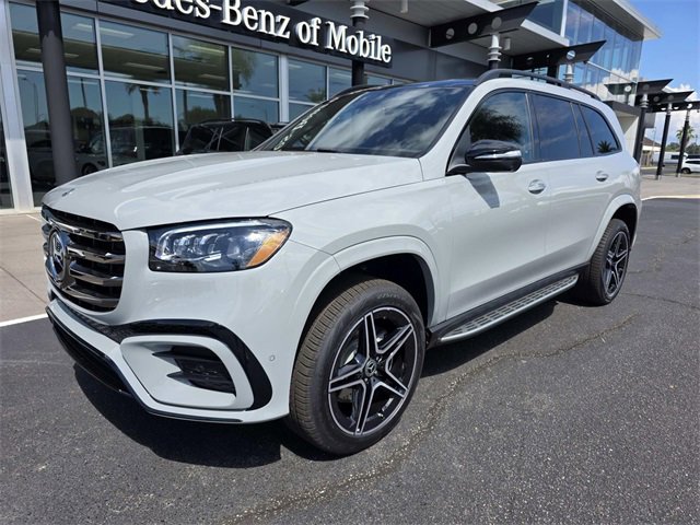 New 2026 Mercedes-Benz GLS 450 4MATIC image 2