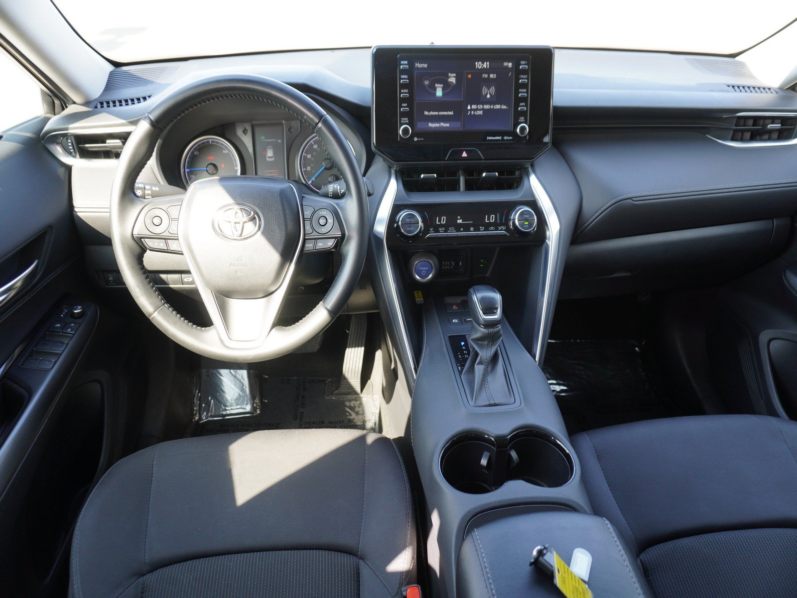 Used 2021 Toyota Venza LE AWD/4WD image 2