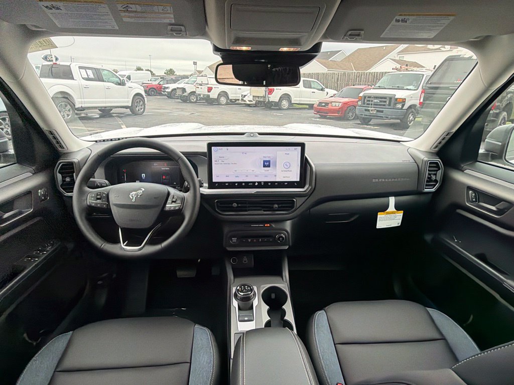 New 2026 Ford Bronco Sport Outer Banks w/ Outer Banks Tech Package+ AWD/4WD image 16