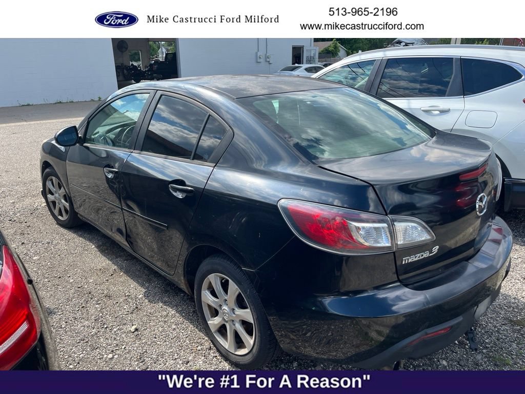 Used 2011 MAZDA MAZDA3 i Touring FWD image 4
