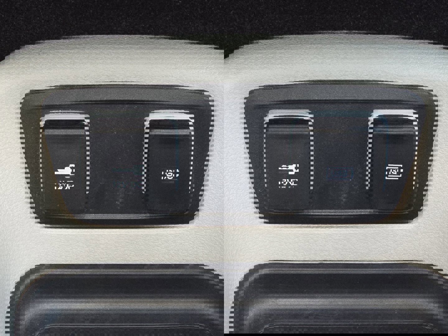 Used 2019 Chrysler Pacifica Touring-L Plus w/ Advanced Safetytec Group image 13