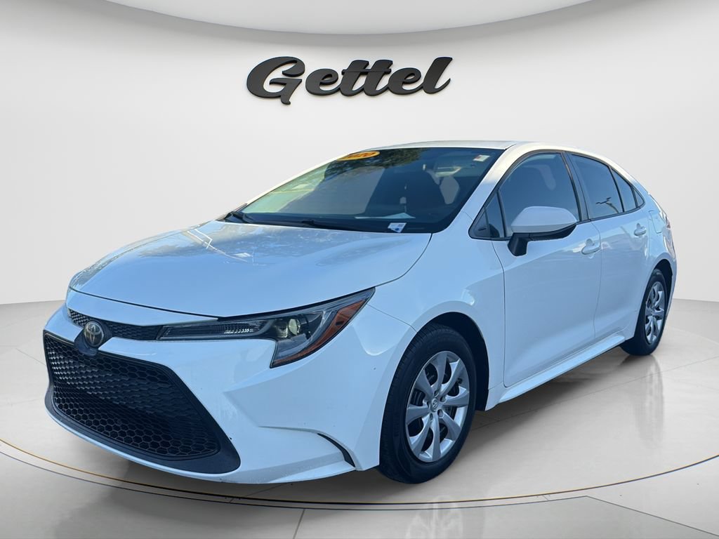 Used 2020 Toyota Corolla LE FWD video 1