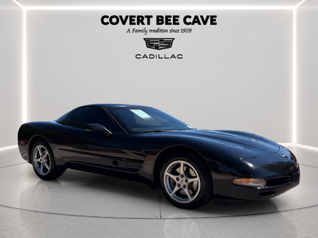 Used 2000 Chevrolet Corvette Coupe w/ Roof Pkg
