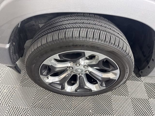 Used 2022 RAM 1500 Limited image 8