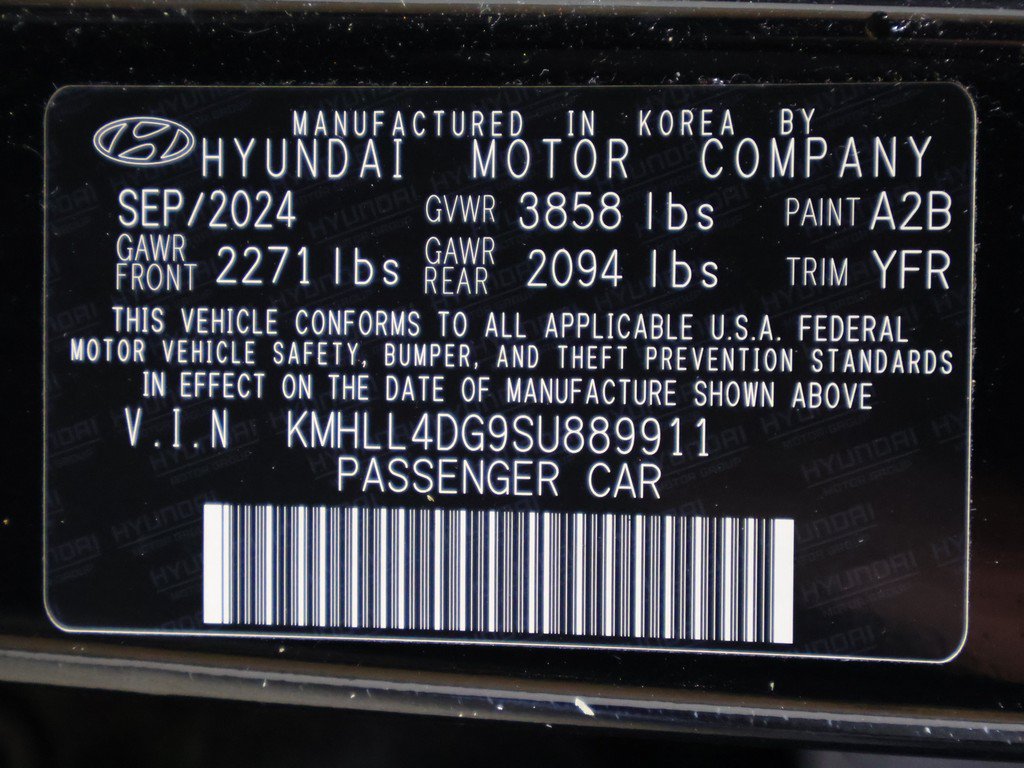Certified 2025 Hyundai Elantra SE FWD image 41