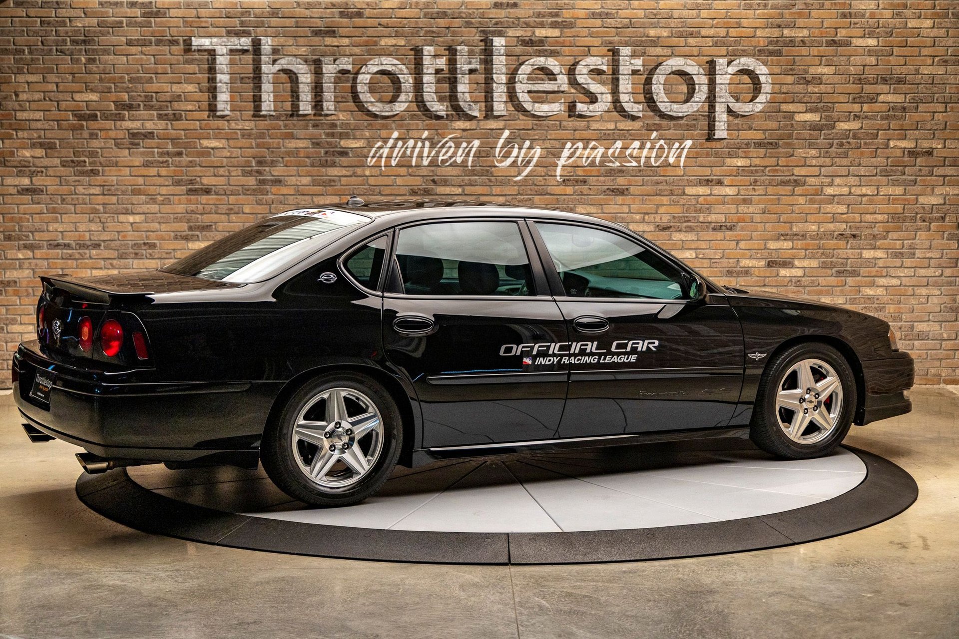 Used 2004 Chevrolet Impala SS image 6