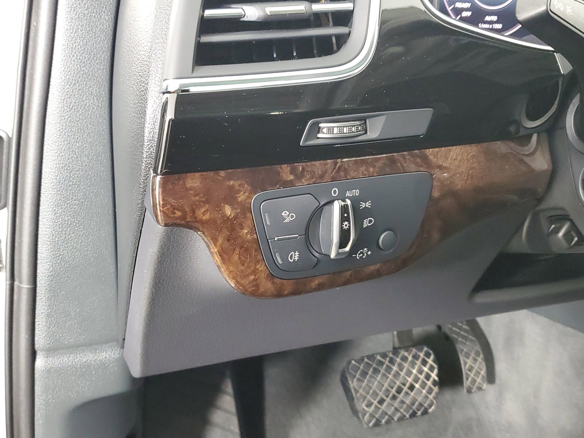 Used 2017 Audi Q7 3.0T Premium Plus image 49