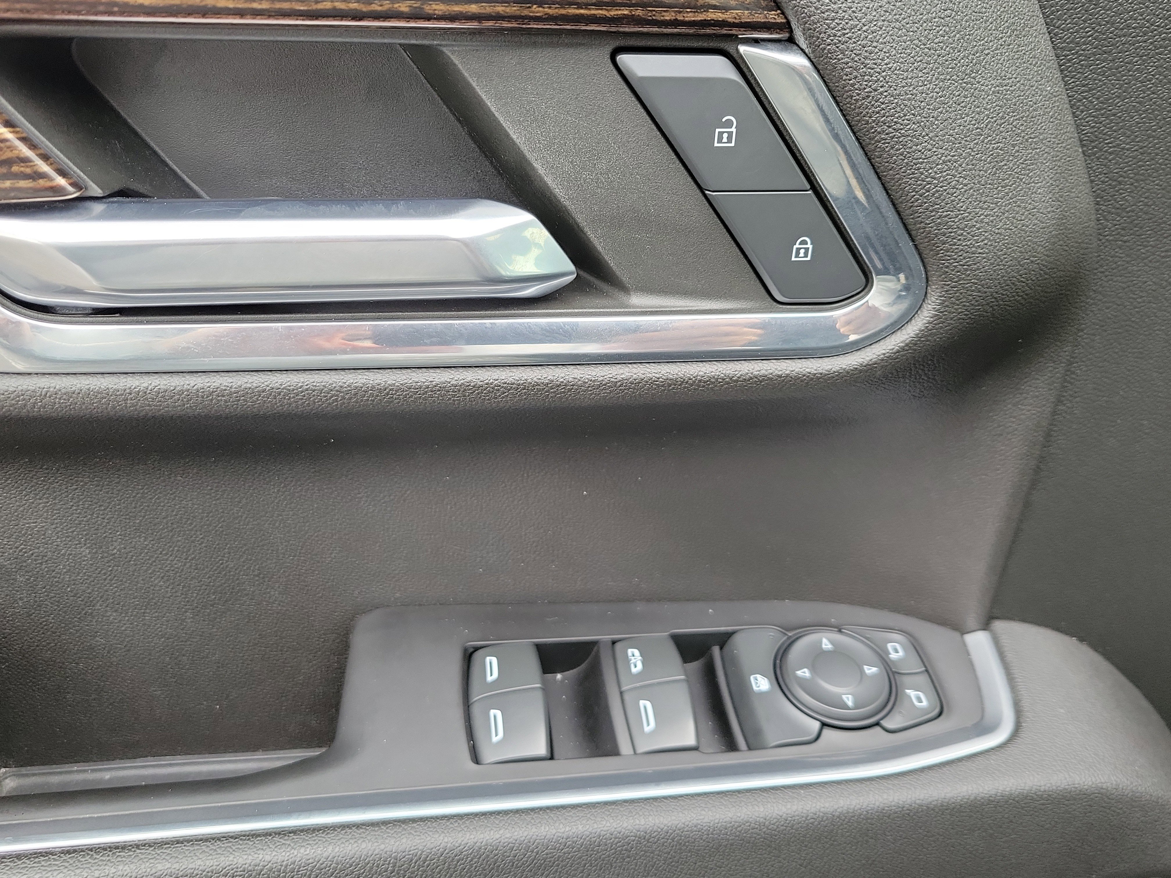 Used 2023 GMC Sierra 1500 Elevation image 20