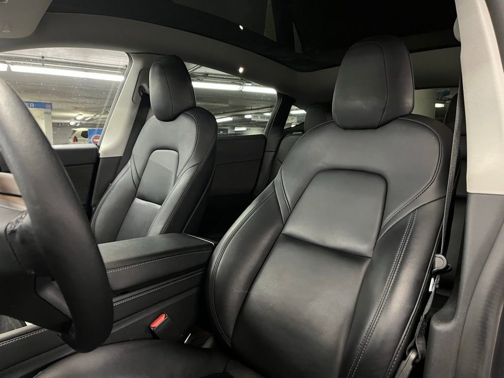 Used 2022 Tesla Model Y Performance image 17