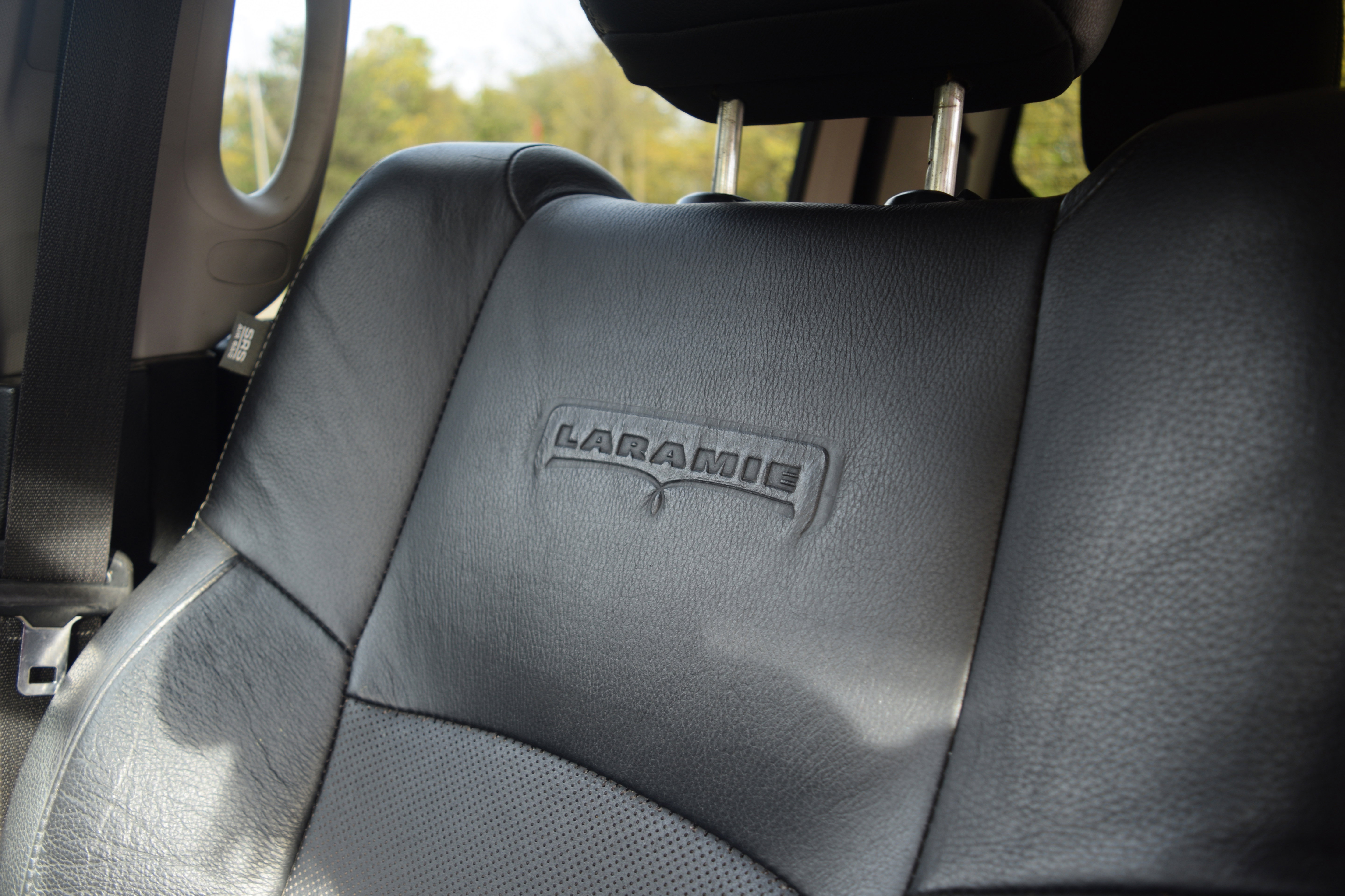 Used 2015 RAM 2500 Laramie image 19