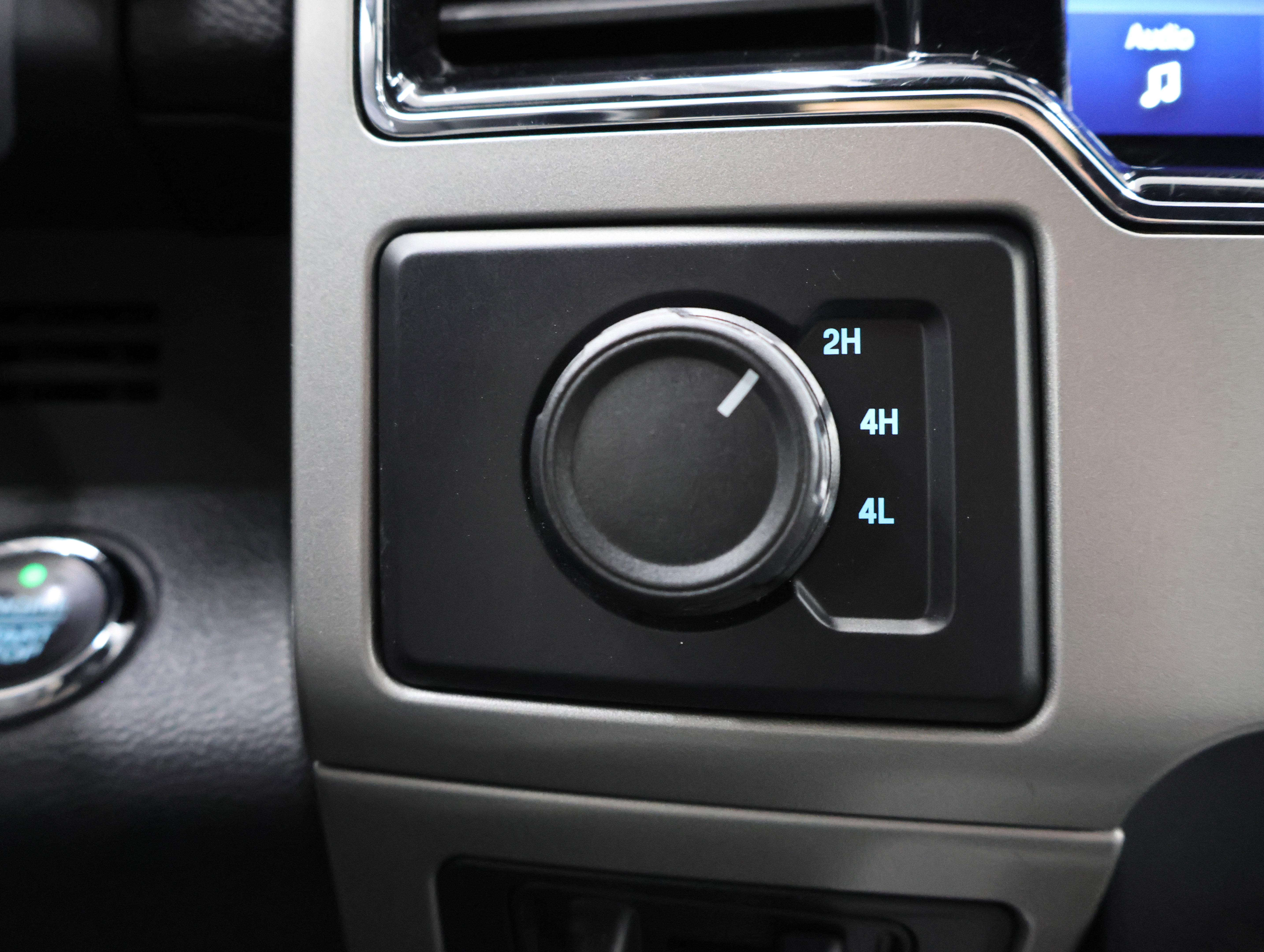 Used 2022 Ford F350 Lariat w/ Lariat Ultimate Package image 47