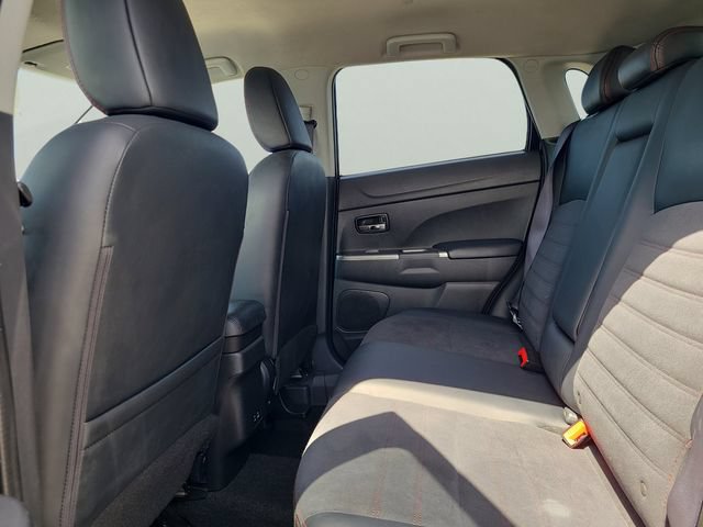 Used 2024 Mitsubishi Outlander Sport SE AWD/4WD image 7