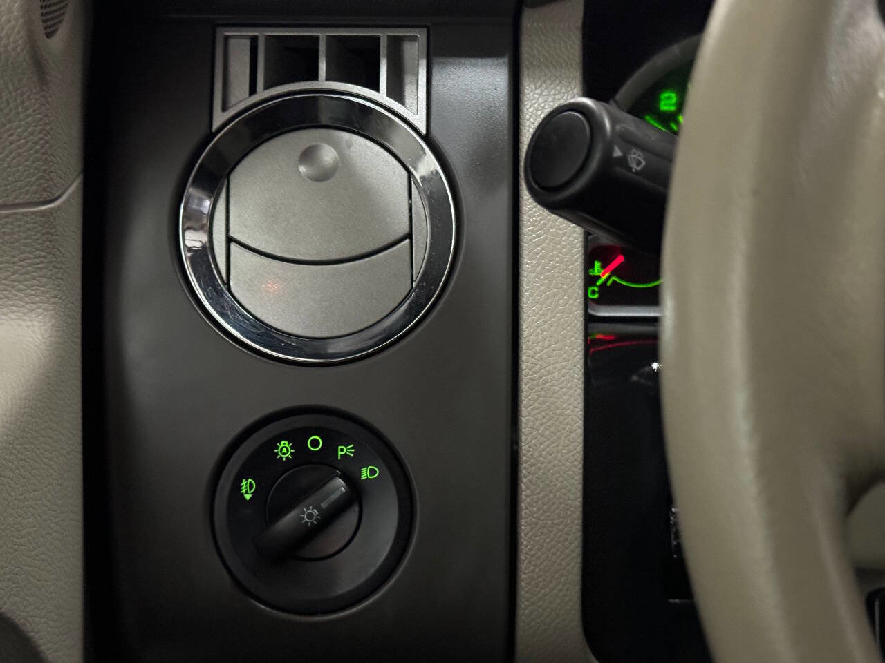 Used 2014 Ford Expedition XL RWD image 94