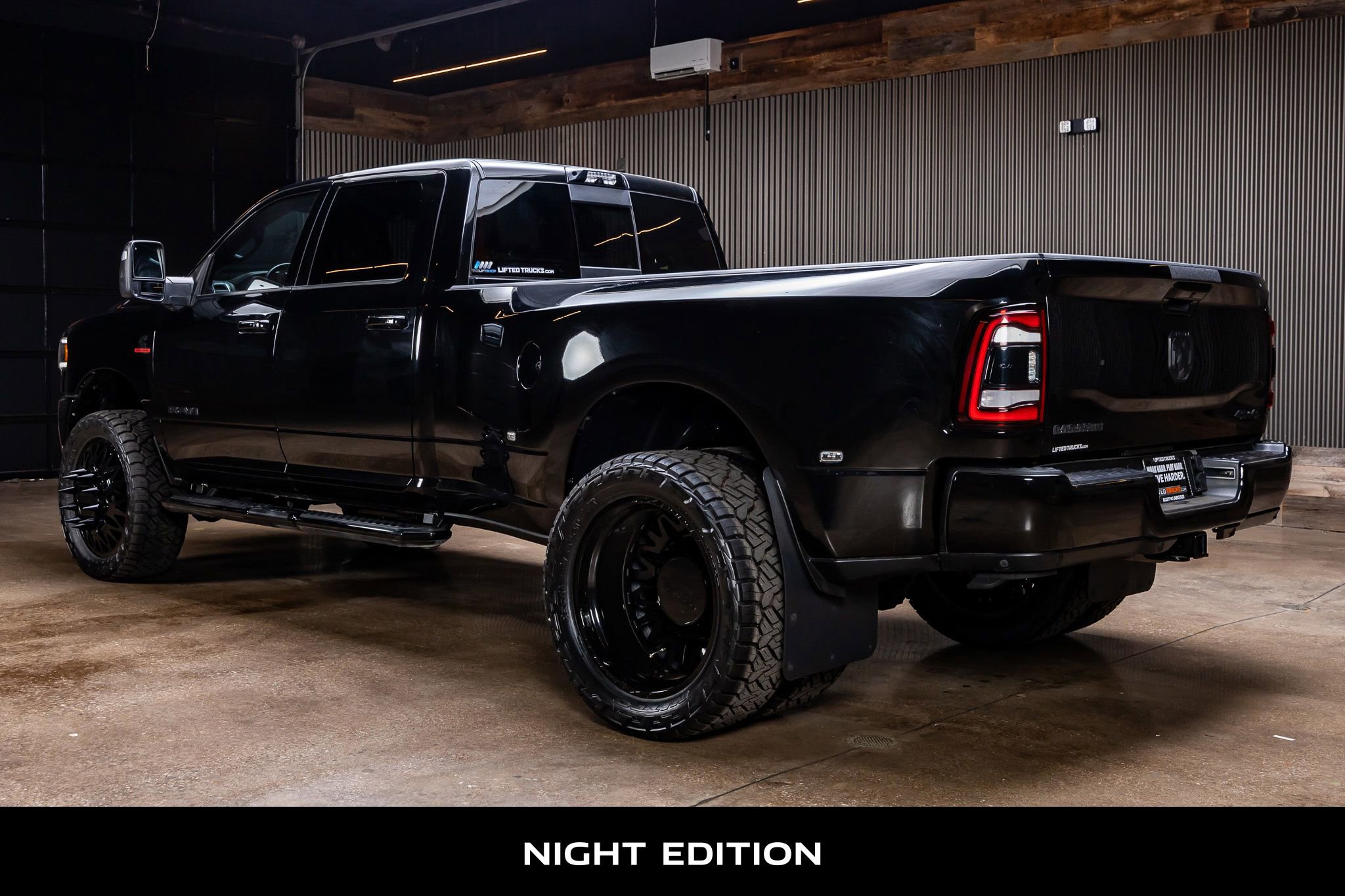 Used 2024 RAM 3500 Laramie w/ Night Edition image 7
