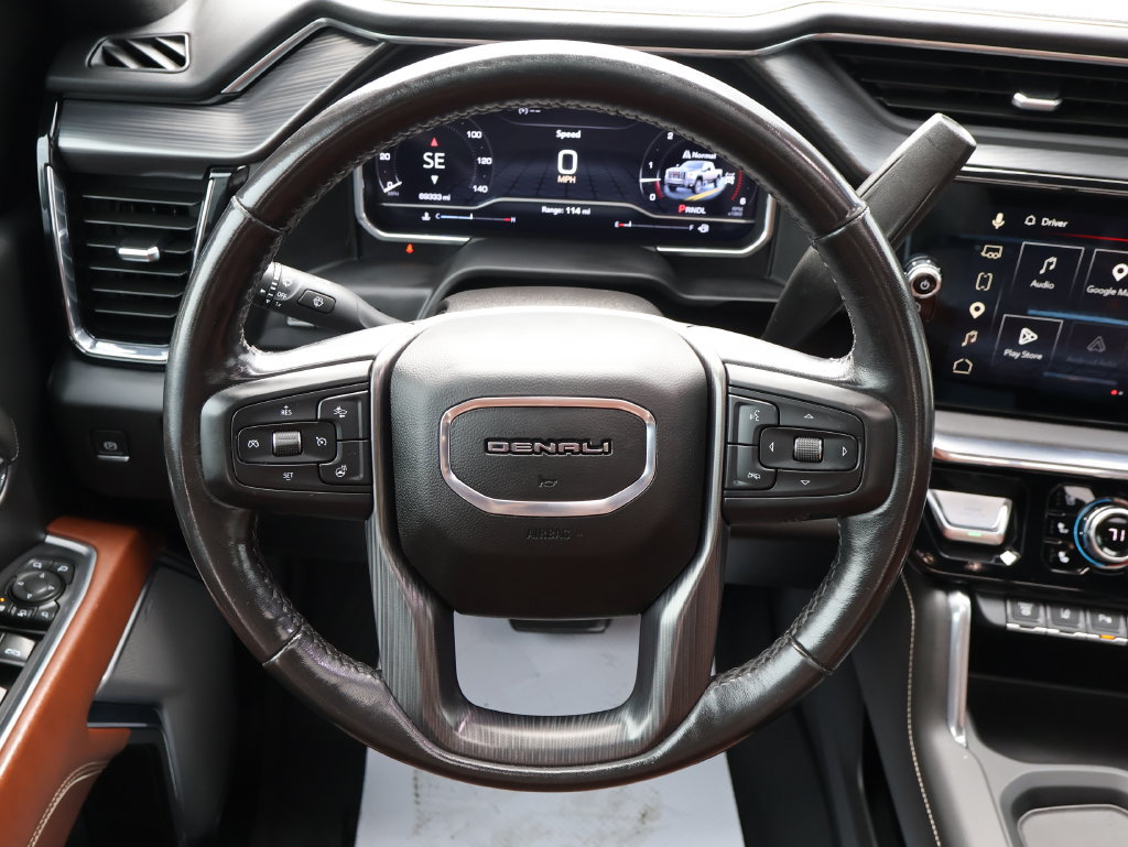 Used 2024 GMC Sierra 3500 Denali Ultimate AWD/4WD image 17