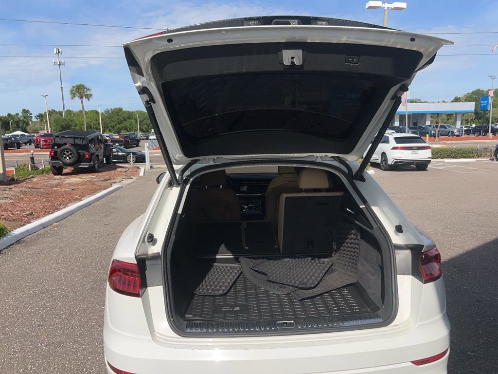 Used 2019 Audi Q8 Premium w/ Convenience Package image 13