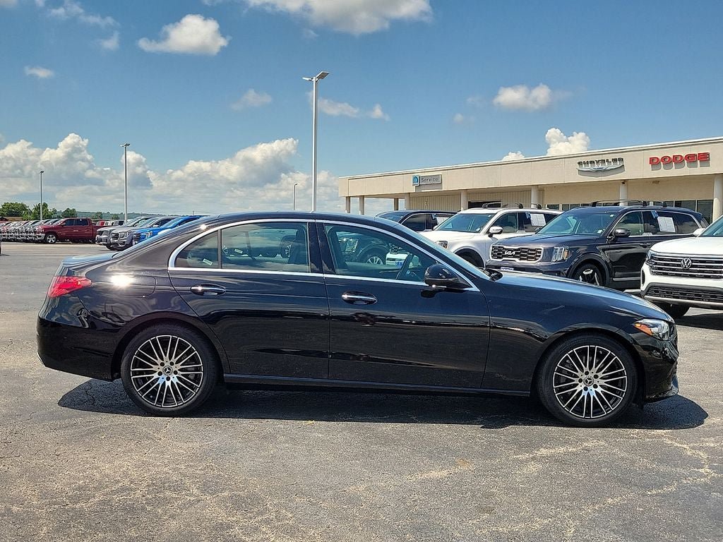 Used 2025 Mercedes-Benz C 300 Sedan w/ Winter Package image 6