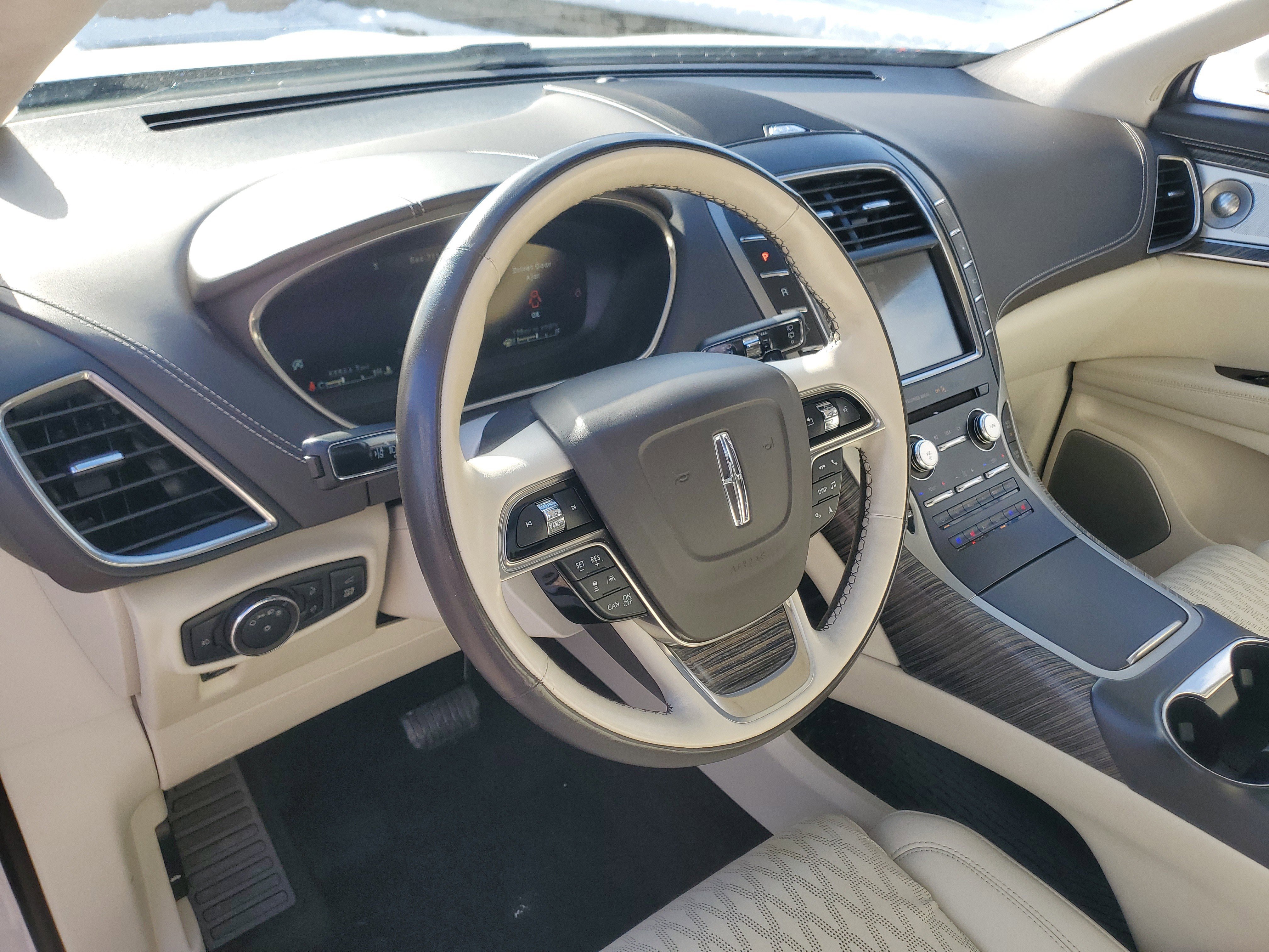 Used 2019 Lincoln Nautilus Black Label image 13