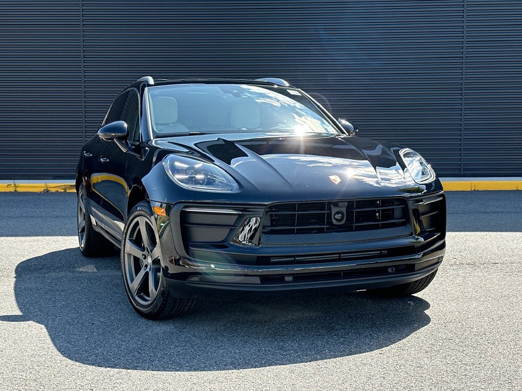 New 2026 Porsche Macan AWD/4WD image 7