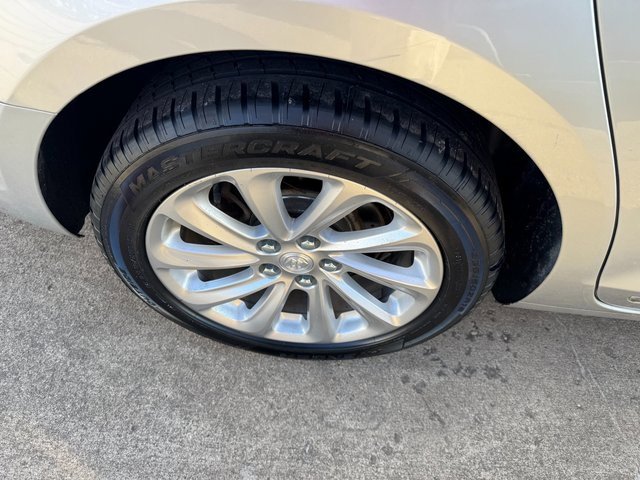 Used 2016 Buick LaCrosse Leather image 18