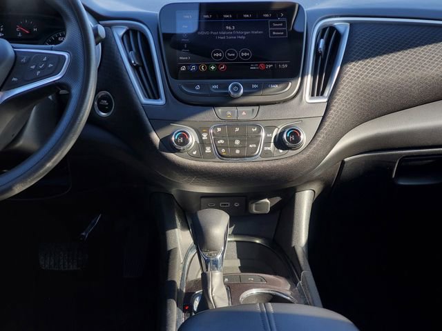 Used 2022 Chevrolet Malibu LT image 28