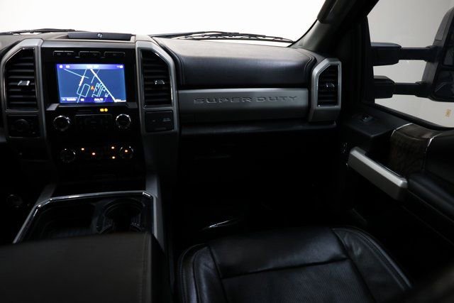 Used 2019 Ford F250 Lariat w/ Lariat Value Package AWD/4WD image 96