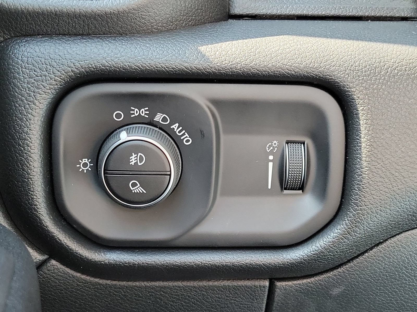 New 2027 RAM 3500 Tradesman AWD/4WD image 24