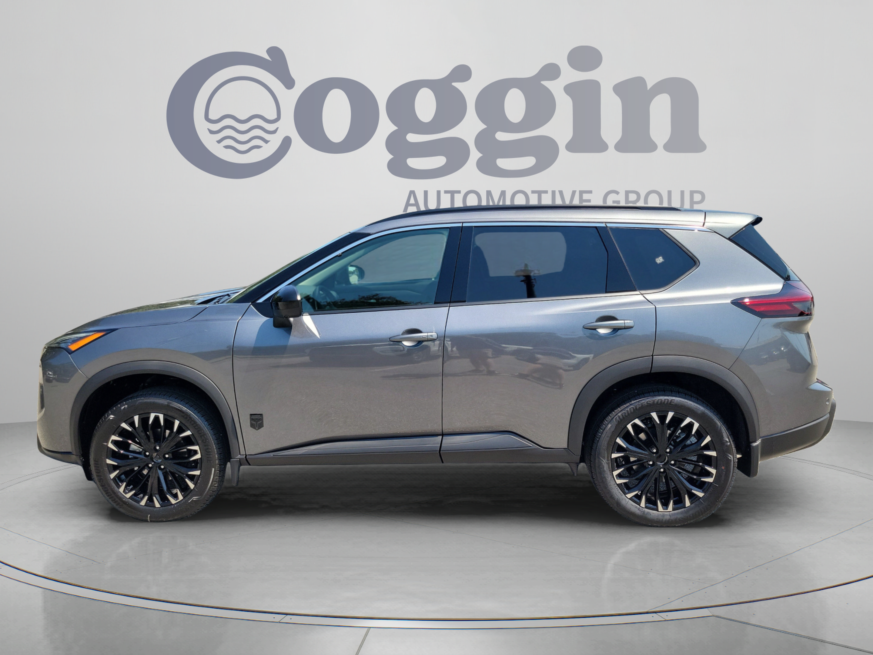 New 2026 Nissan Rogue Dark Armor FWD image 2