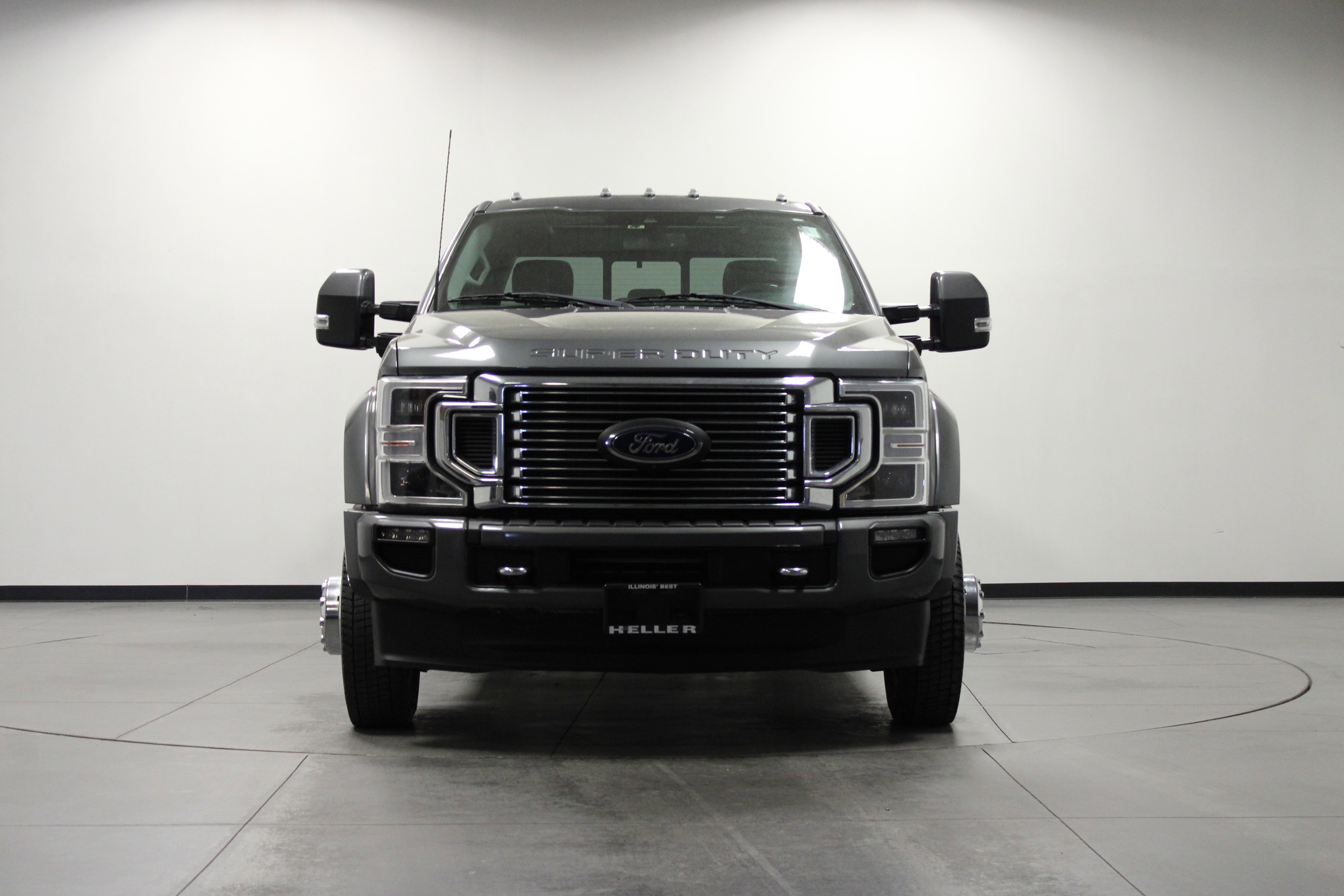 Used 2022 Ford F450 Limited w/ FX4 Off-Road Package image 9