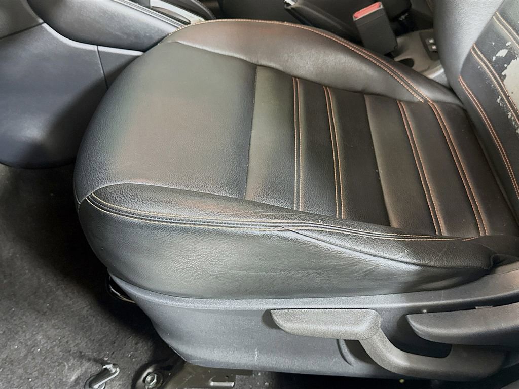 Used 2018 Nissan Kicks SR w/ Premium Package image 23