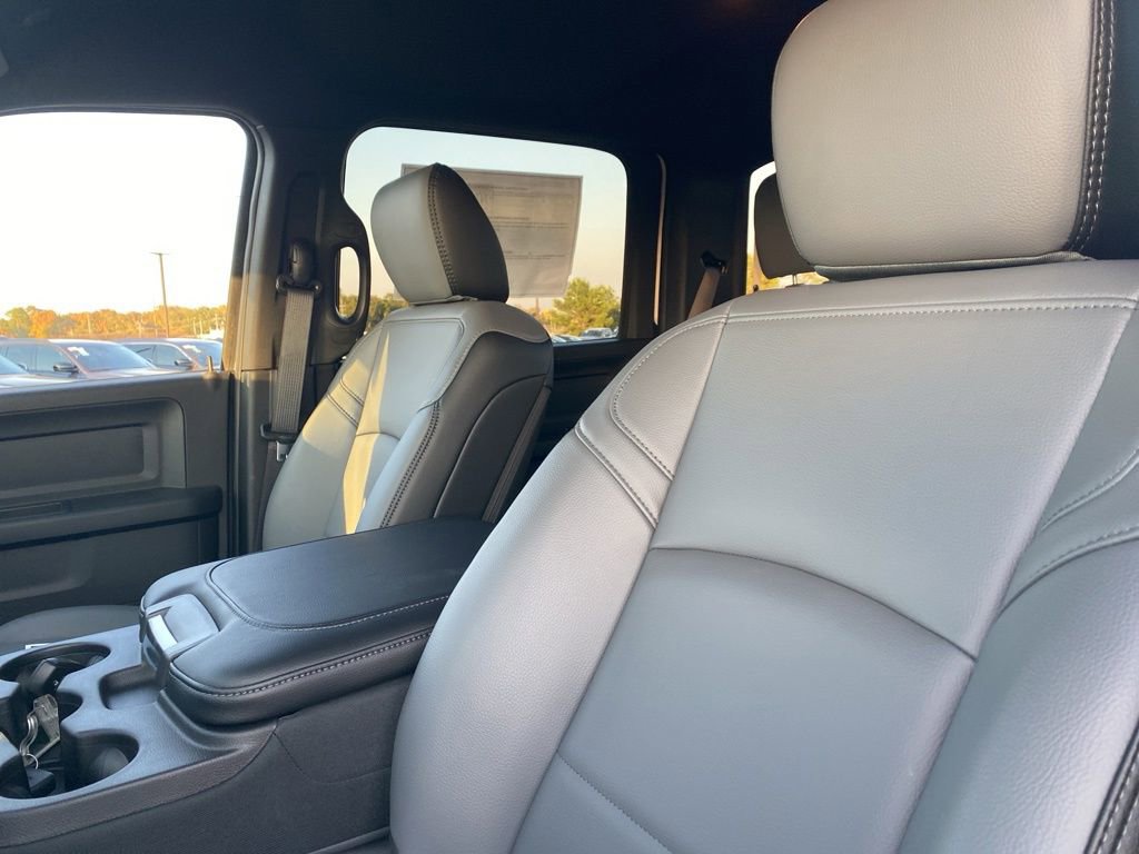 New 2026 RAM 3500 Tradesman AWD/4WD image 12